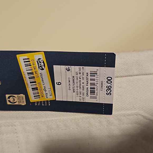 Universal Thread Flare jeans - Picture 4 of 4